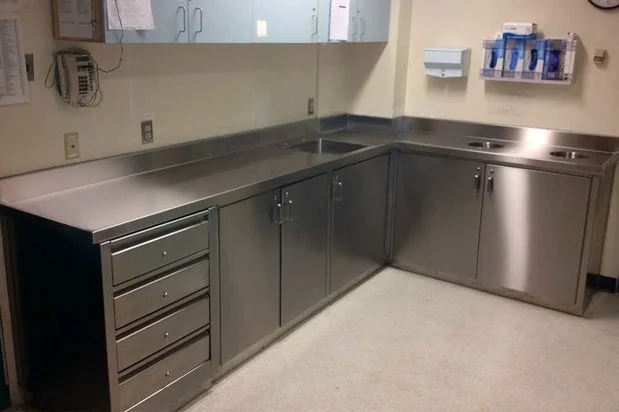 Custom stainless steel benchtop installation
