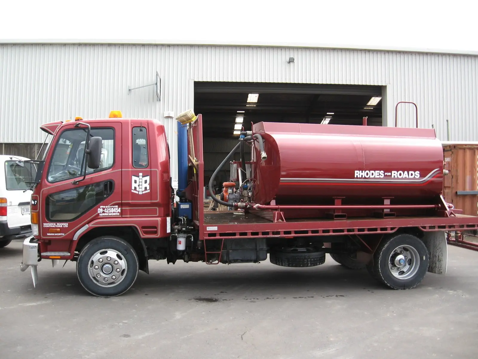 Custom container truck