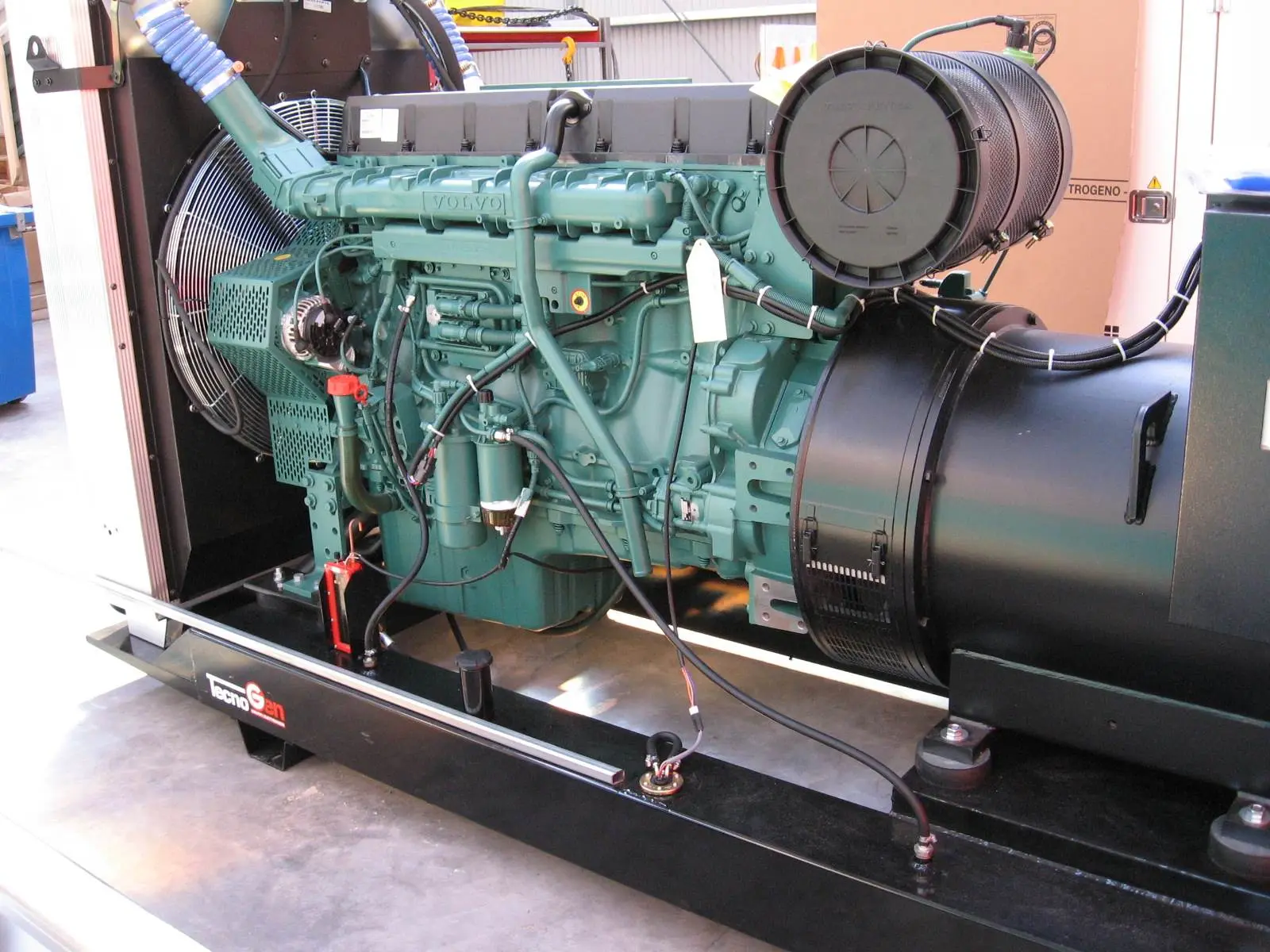 Industrial dust extraction system