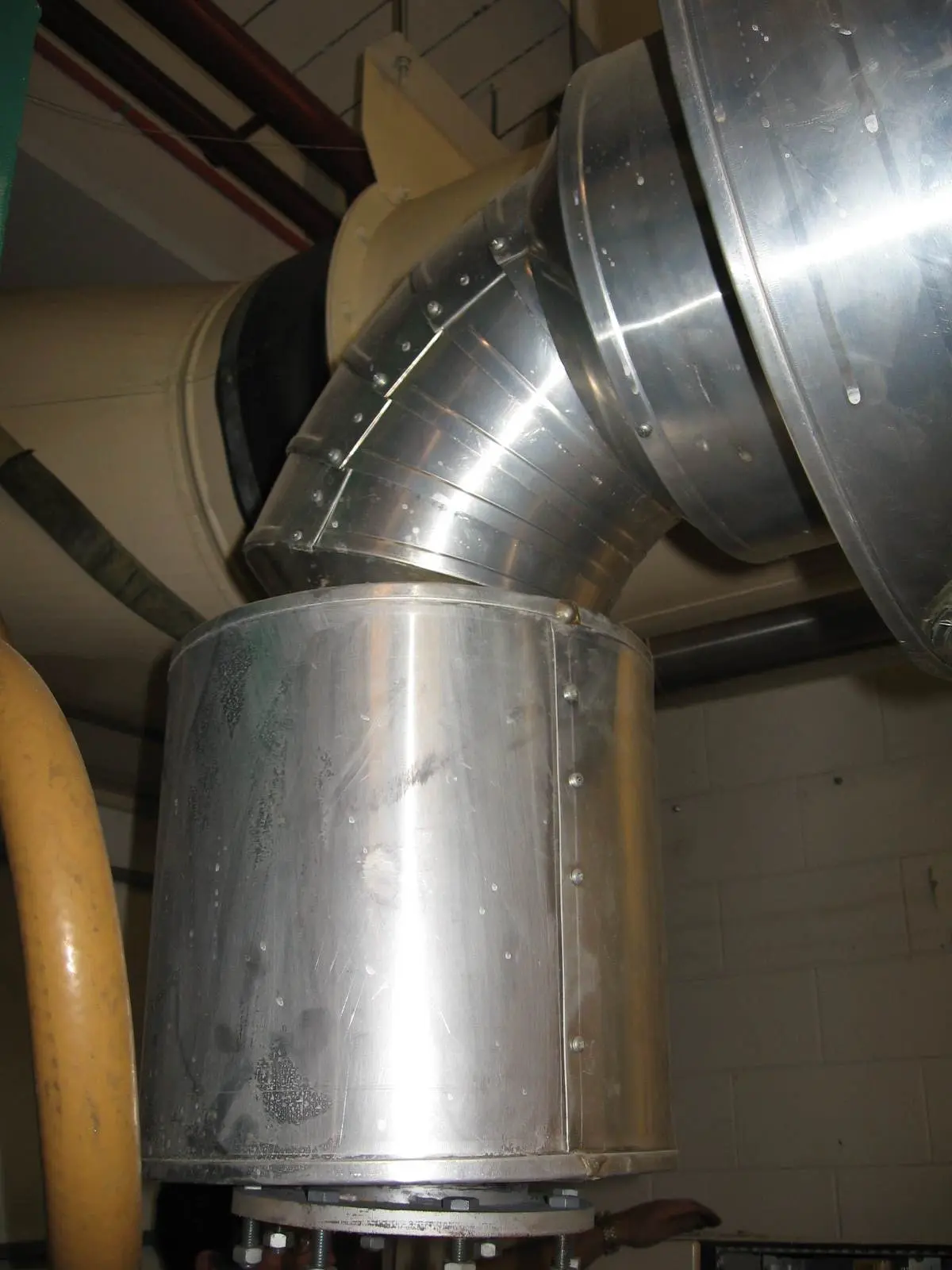 Dust extraction piping system